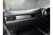 Mitsubishi Outlander DI-D 3 
