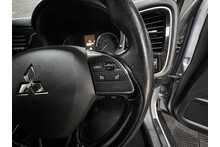 Mitsubishi Outlander DI-D 3 