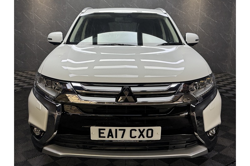 Mitsubishi 2.2 DI-D 4 SUV 5dr Diesel Auto 4WD Euro 6 (147 ps)