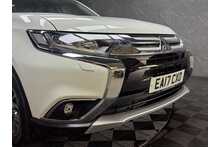 Mitsubishi Outlander DI-D 4 