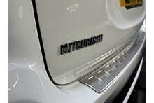 Mitsubishi Outlander DI-D 4 