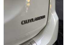 Mitsubishi Outlander DI-D 4 