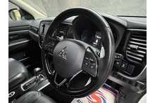 Mitsubishi Outlander DI-D 4 