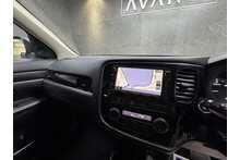 Mitsubishi Outlander DI-D 4 