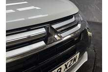 Mitsubishi Outlander DI-D 3 