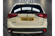 Mitsubishi Outlander DI-D 3 