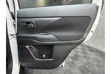 Mitsubishi Outlander DI-D 3 