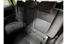 Mitsubishi Outlander DI-D 3 