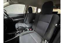 Mitsubishi Outlander DI-D 3 