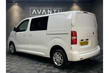 Vauxhall Vivaro Turbo D 3100 Sportive 