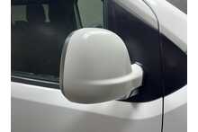 Vauxhall Vivaro Turbo D 3100 Sportive 