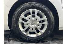 Vauxhall Vivaro Turbo D 3100 Sportive 