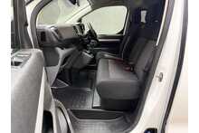 Vauxhall Vivaro Turbo D 3100 Sportive 