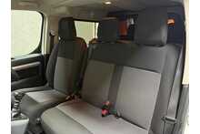 Vauxhall Vivaro Turbo D 3100 Sportive 