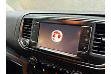 Vauxhall Vivaro Turbo D 3100 Sportive 
