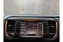 Vauxhall Vivaro Turbo D 3100 Sportive 