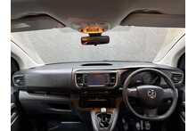 Vauxhall Vivaro Turbo D 3100 Sportive 