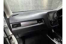 Mitsubishi Outlander DI-D Juro 