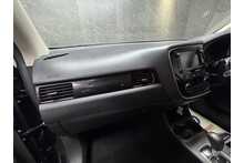 Mitsubishi Outlander DI-D GX4 