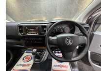 Vauxhall Vivaro Turbo D 2900 Dynamic 