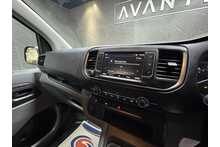 Vauxhall Vivaro Turbo D 2900 Dynamic 