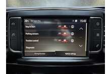 Vauxhall Vivaro Turbo D 2900 Dynamic 
