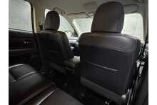 Mitsubishi Outlander DI-D Juro 