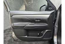Mitsubishi Outlander DI-D Juro 