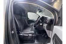 Vauxhall Vivaro Turbo D 3100 Elite 