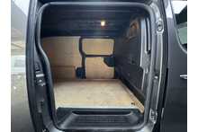Vauxhall Vivaro Turbo D 3100 Elite 