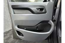 Vauxhall Vivaro Turbo D 3100 Elite 
