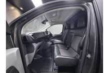 Vauxhall Vivaro Turbo D 3100 Elite 