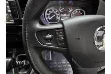 Vauxhall Vivaro Turbo D 3100 Elite 