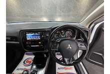 Mitsubishi Outlander DI-D 4 