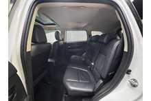 Mitsubishi Outlander DI-D 4 