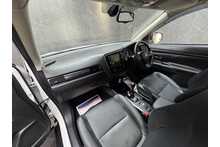 Mitsubishi Outlander DI-D 4 