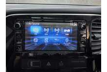 Mitsubishi Outlander DI-D 4 