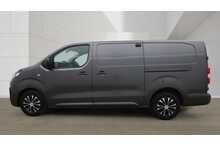 Vauxhall Vivaro Turbo D 3100 Sportive 