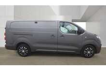 Vauxhall Vivaro Turbo D 3100 Sportive 