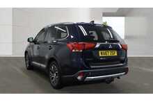 Mitsubishi Outlander DI-D 4 