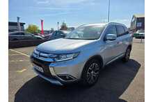 Mitsubishi Outlander DI-D 3 