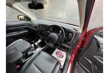 Mitsubishi Outlander DI-D 4 