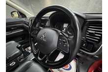 Mitsubishi Outlander DI-D 4 