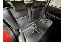 Mitsubishi Outlander DI-D 4 
