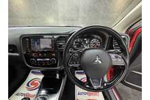 Mitsubishi Outlander DI-D 4 