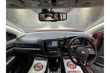 Mitsubishi Outlander DI-D 4 