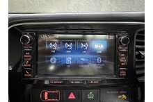 Mitsubishi Outlander DI-D 4 