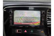 Mitsubishi Outlander DI-D 4 