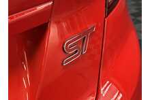 Ford Fiesta T EcoBoost ST-3 