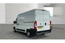 Peugeot Boxer BlueHDi 335 Professional 